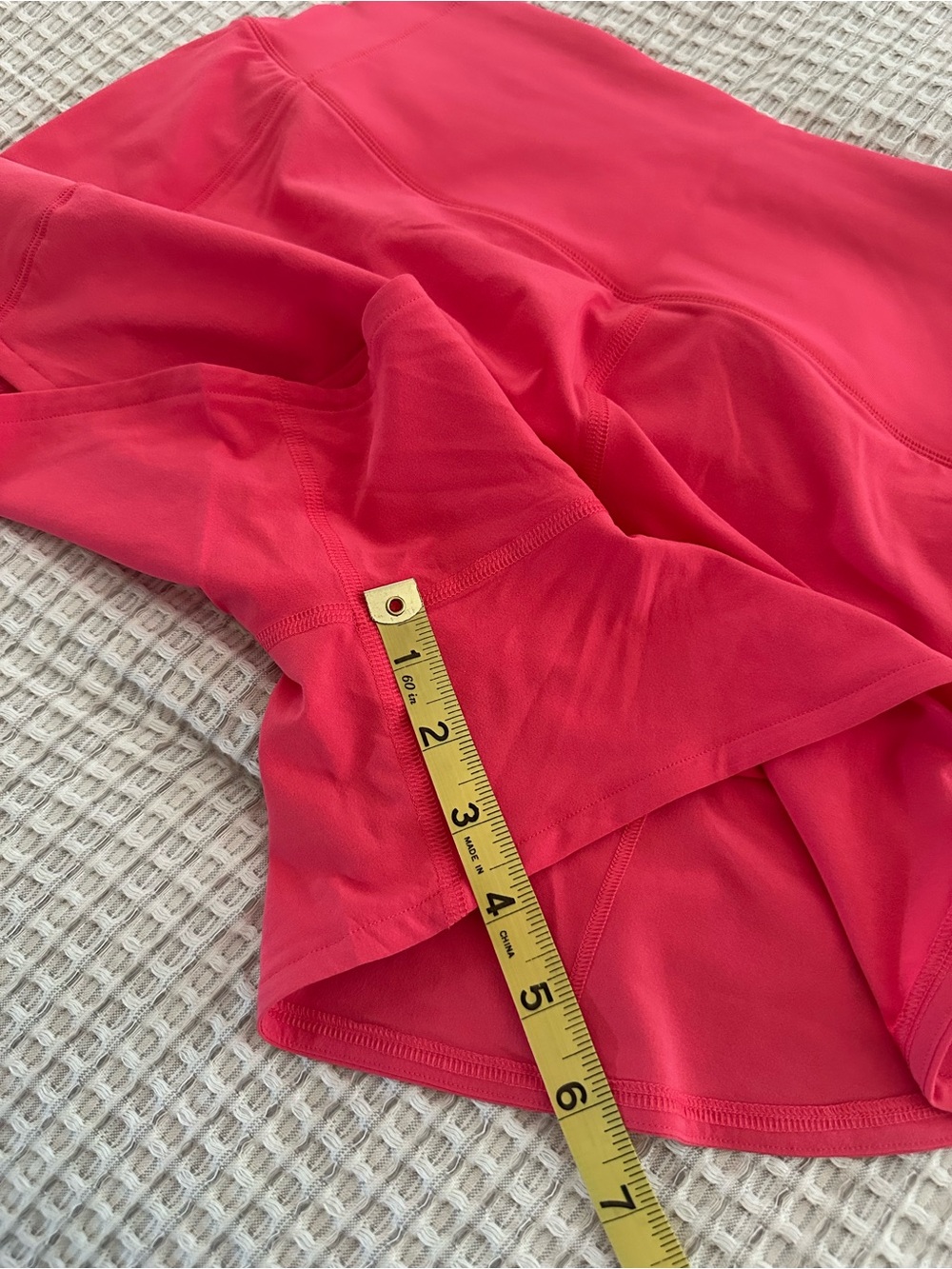 Lululemon | “Speed Up” High-Rise Lined Short 4" - Lip Gloss - Women’s 6 - Picture 11 of 13